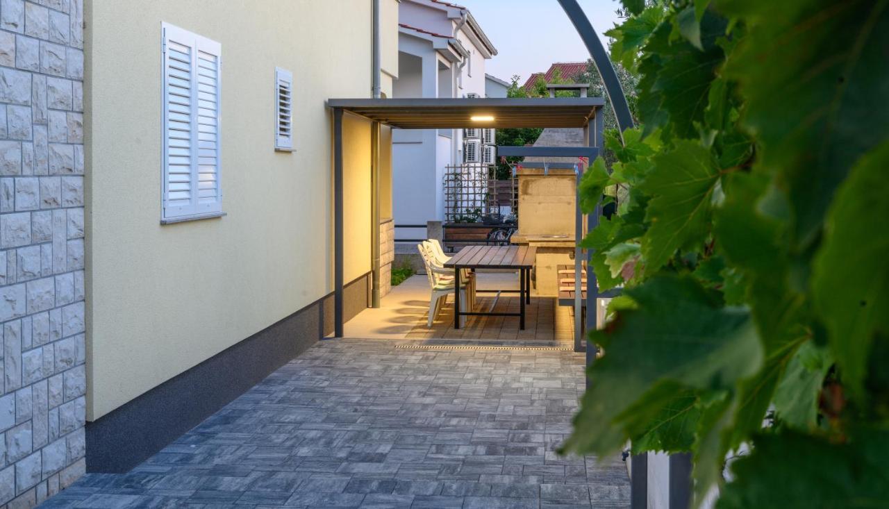 Apartments Blatancic Vodice Exterior photo