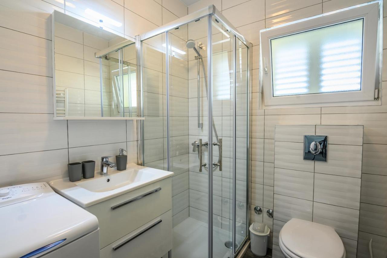 Apartments Blatancic Vodice Exterior photo