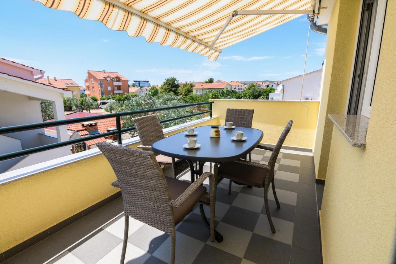 Apartments Blatancic Vodice Exterior photo